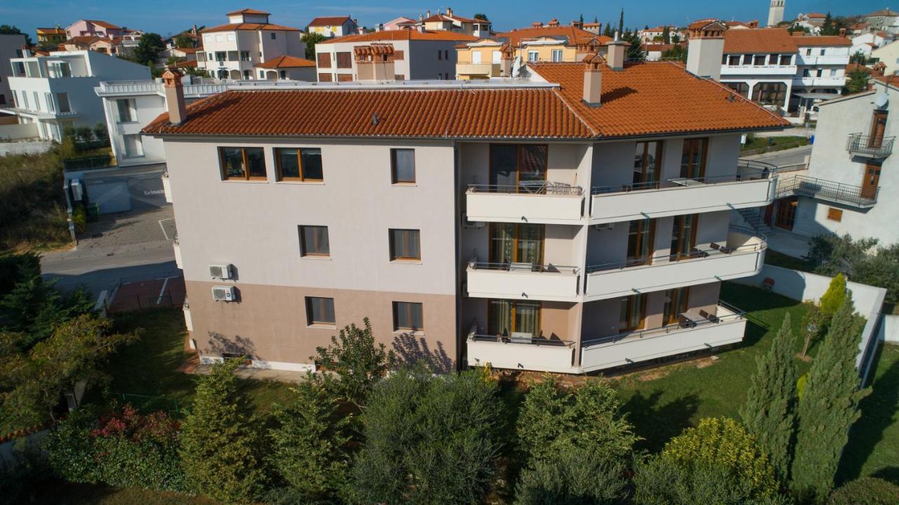 Apartments Oliva 普莱曼图拉 外观 照片