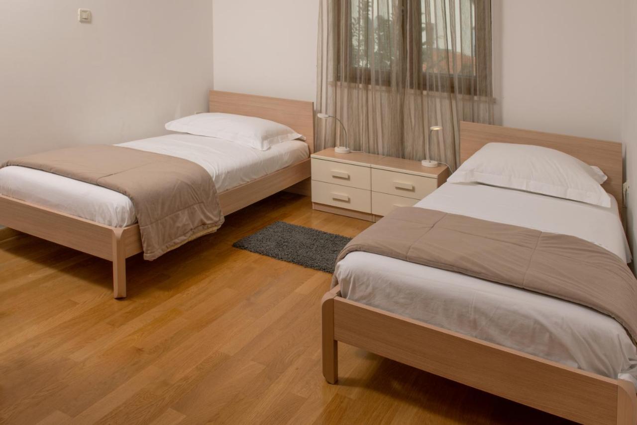 Apartments Oliva 普莱曼图拉 外观 照片