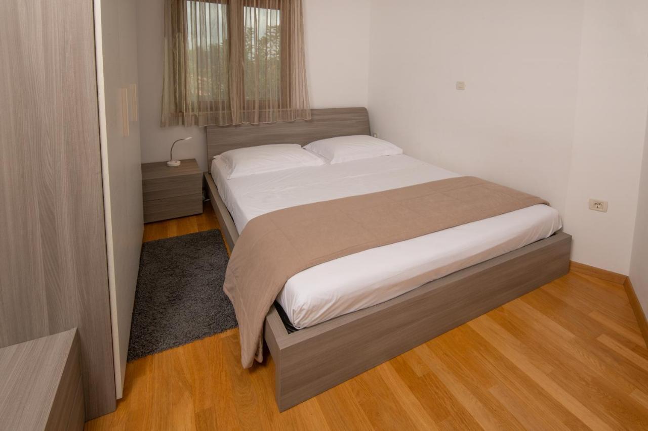 Apartments Oliva 普莱曼图拉 外观 照片